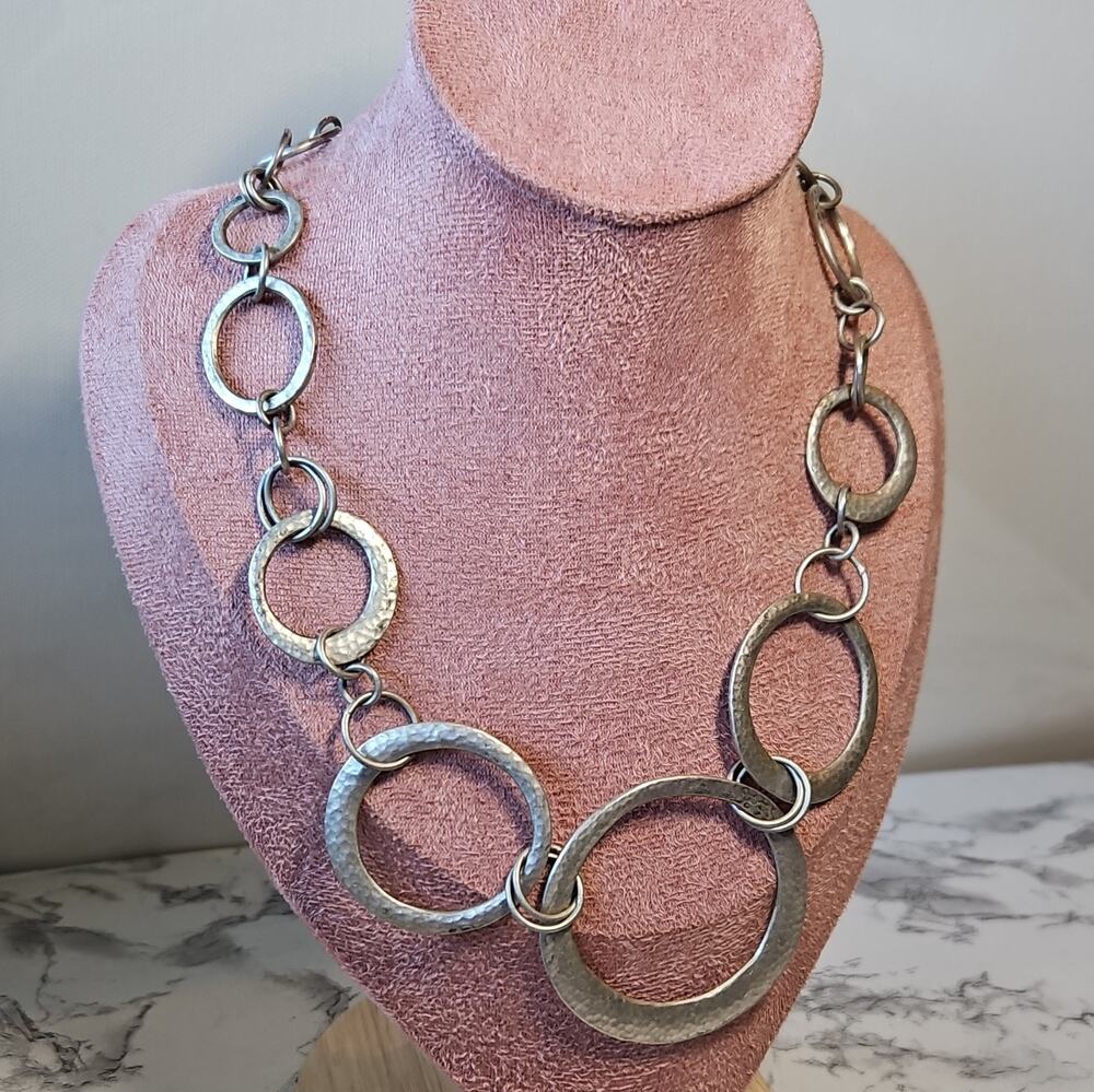Vtg Ralph Lauren statement necklace toggle closure 17in